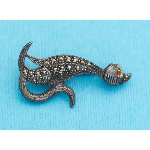 Vintage Elegant Sterling Silver Cat Brooch - N27 - Picture 2 of 3